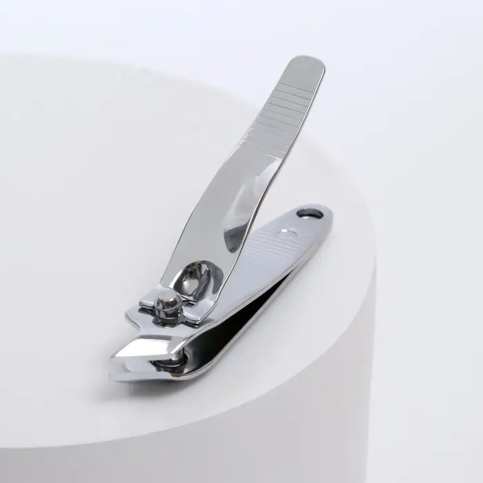 Кусачки книпсер маникюрные, скошенное лезвие, 6 см, в коробке Кусачки книпсер маникюрные, скошенное лезвие, 6 см, в коробке