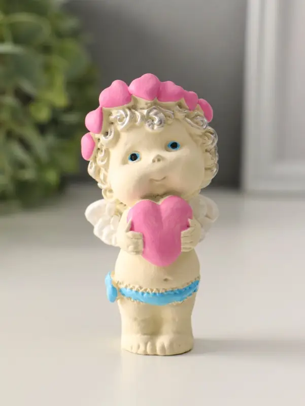 Фигура "Ангелочек с сердечком" 9.5х5хх4.5 см