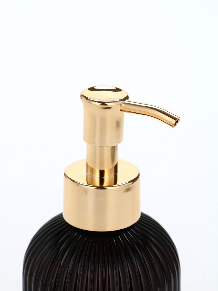 Жидкое мыло с ароматом cedar & santal, 300 мл