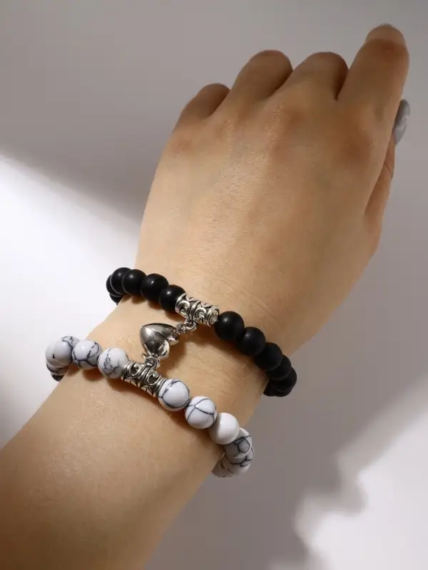 Браслеты парные &laquo;Неразлучники&raquo; на магните, сердце, чёрно-белые в серебре, d=6 см