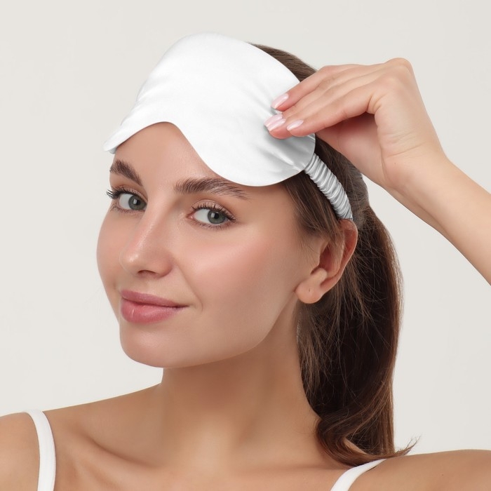 Маска для сна «ШЁЛК», 20 × 10 см, резинка одинарная, цвет бежевый Маска для сна «ШЁЛК», 20 × 10 см, резинка одинарная, цвет бежевый