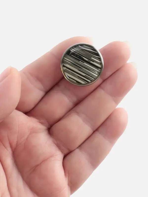 Пуговица металлическая на ножке &laquo;Рябь&raquo;, декоративная, d=25 мм, цвет чёрный, серебряный