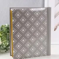 Фотоальбом 10 магнитных листов "Друзья" 23X28см, пер-т внутр.спираль Фотоальбом 10 магнитных листов "Друзья" 23X28см, пер-т внутр.спираль