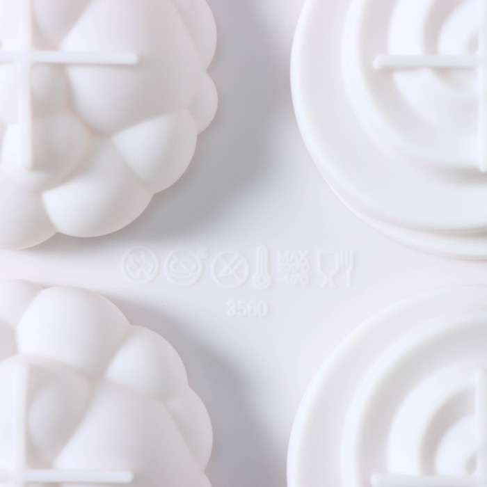 Форма для муссовых десертов и выпечки KONFINETTA «Карамелла», силикон, 29,5×17,2×2,5 см, 8 ячеек (d=6,5 см), цвет белый Форма для муссовых десертов и выпечки KONFINETTA «Карамелла», силикон, 29,5×17,2×2,5 см, 8 ячеек (d=6,5 см), цвет белый