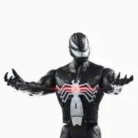 Фигурка &laquo;Веном&raquo;, Мстители