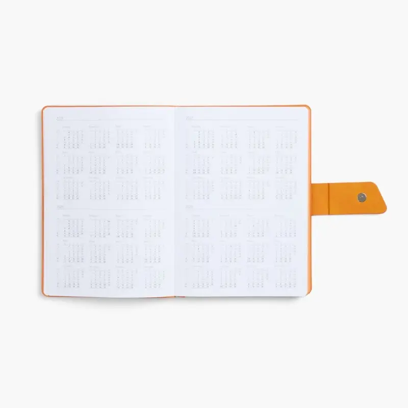 Ежедневник Boom, недатированный, черный с оранжевым Ежедневник Boom, недатированный, черный с оранжевым