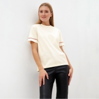 Футболка женская с красным кантом  Basic line цвет молочный, р-р 52