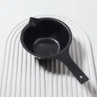 Чаша для окрашивания, с удлинённой ручкой, 300 мл, d=12×5.5(±1) см, чёрная