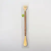 Массажёр - чесалка, универсальный, с ложкой, деревянный, 47&times;4&times;3 см, жёлтый