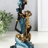 Сувенир полистоун "Африканка в платье с леопардом" бензиновый синий 13х13х25,5 см Сувенир полистоун "Африканка в платье с леопардом" бензиновый синий 13х13х25,5 см