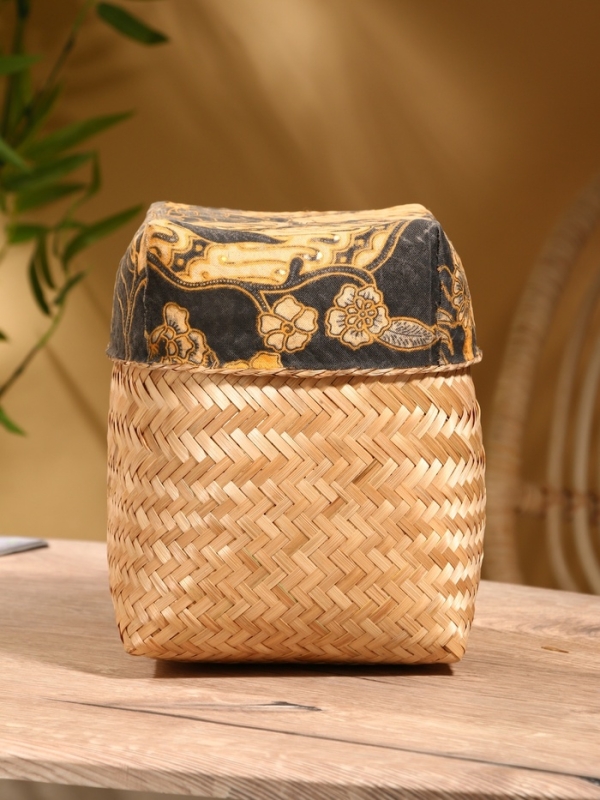 Корзинка плетеная  Корзинка плетеная "Масарта" 16х16х18 см