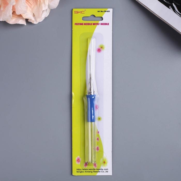 Игла для валяния 13,6х0,8 см., 20,8х5х0,1 см Игла для валяния 13,6х0,8 см., 20,8х5х0,1 см