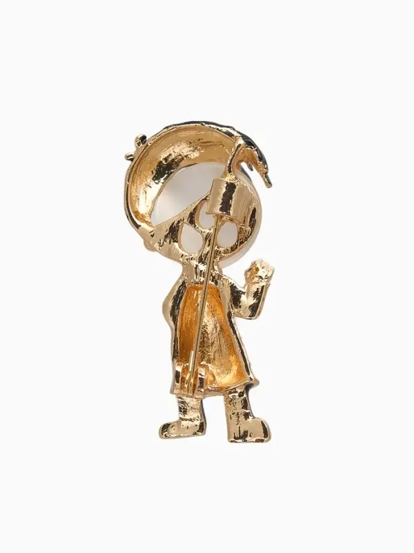 Брошь &laquo;Доктор&raquo;, мальчик, чёрно-белая в золоте