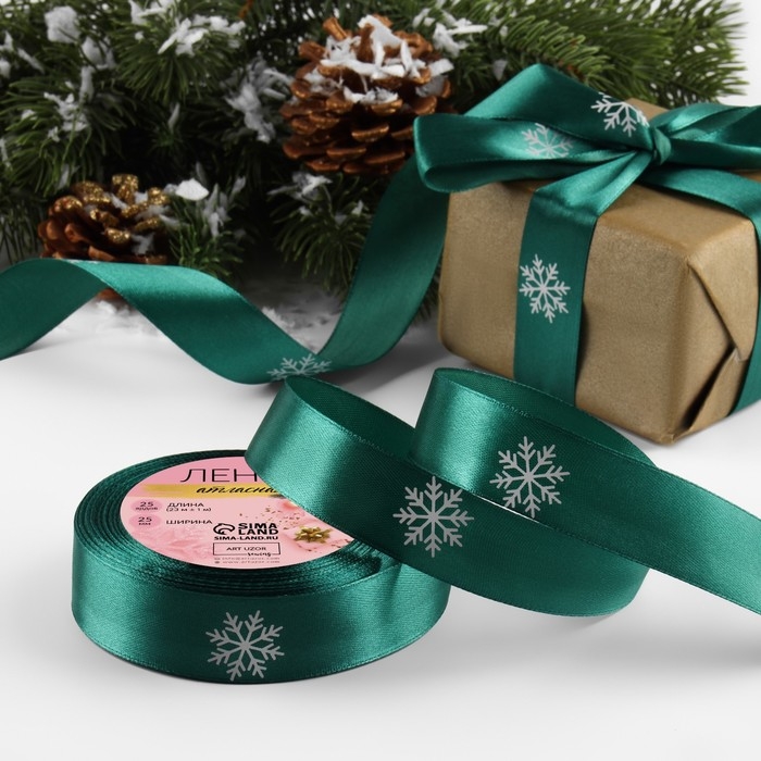 Новый год! Лента атласная «Снежинки», 25 мм, 23 ± 1 м, цвет зелёный/белый №056 Новый год! Лента атласная «Снежинки», 25 мм, 23 ± 1 м, цвет зелёный/белый №056