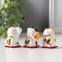 Сувенир керамика "Котики Манэки-нэко" набор 3 шт 4,2х3,6х3,5 см 2,5х9,5х4,5 см