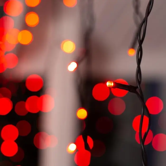 Гирлянда &laquo;Бахрома&raquo; 3&times;0.6 м, IP44, УМС, тёмная нить, 160 LED, свечение красное, 220 В