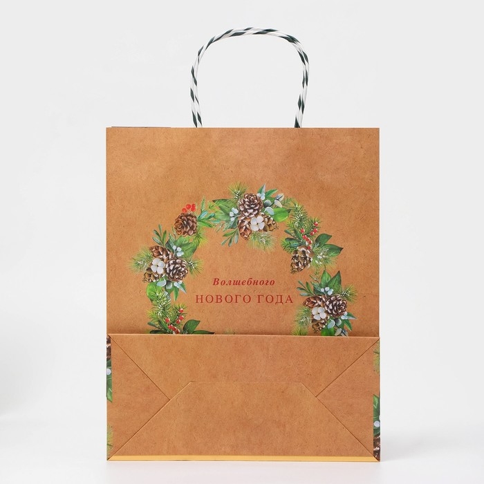 Новый год. Пакет бумажный подарочный новогодний крафт Новый год. Пакет бумажный подарочный новогодний крафт "Волшебного нового года" 26 х 32 х 12 см.