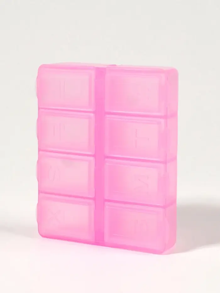 Таблетница, английские буквы, 7.4&times;6.2&times;2.1 см, 8 секций, МИКС