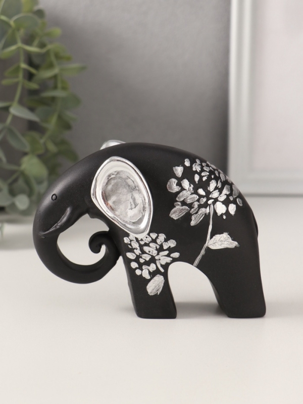 Сувенир полистоун Сувенир полистоун "Чёрный слон с серебр. ушками хобот завиток" серебряный цветок 12х5х9 см 1074030