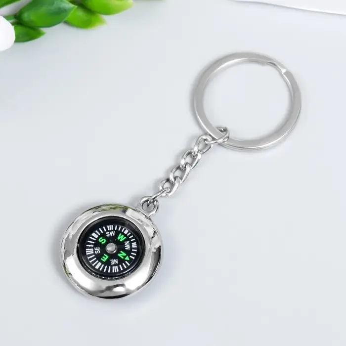 Брелок для ключей на кольце «Круглый компас», металл, серебро, 8.9×2.8 см