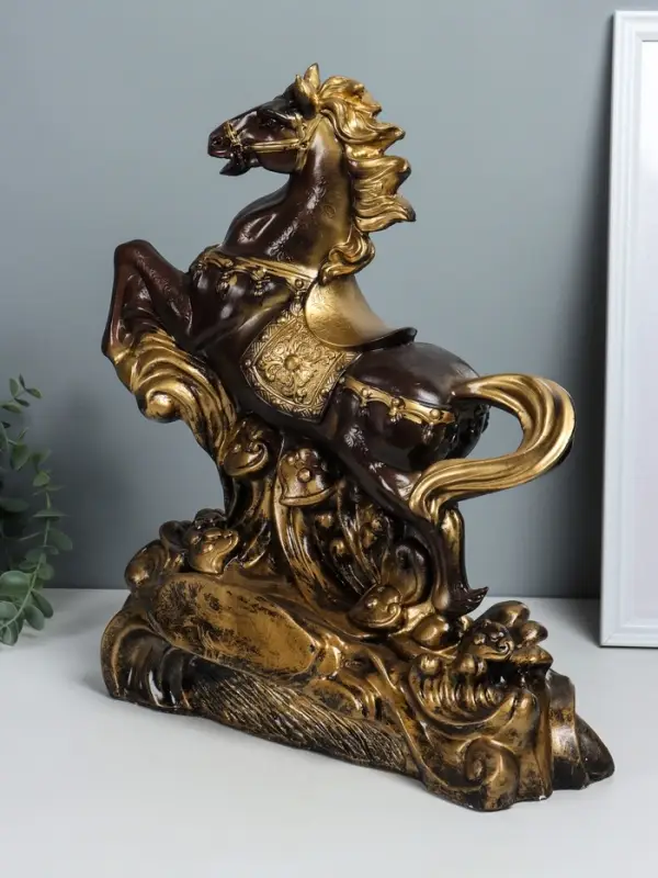 Фигура "Конь огненный" 40,5х36х15 см, бронза с золотом