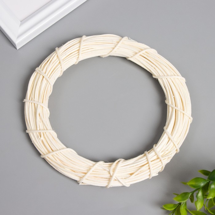 Кольцо ротанг для изготовления ловца снов Кольцо ротанг для изготовления ловца снов "Сливочный" d=15 см