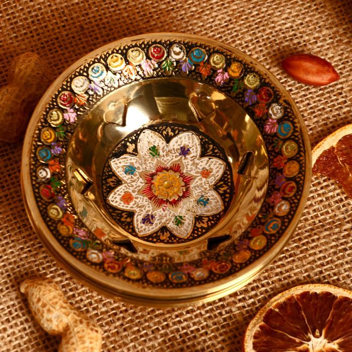 Блюдо латунь Блюдо латунь "Красота" 10х10х3 см