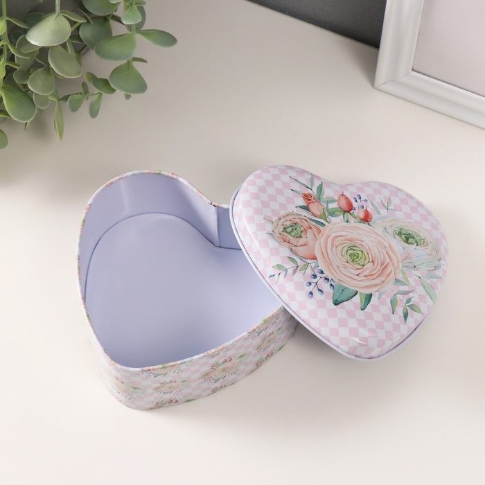 Шкатулка металл сердце  Шкатулка металл сердце "Нежность цветов" набор 3 шт 10,5х12,6х5 см