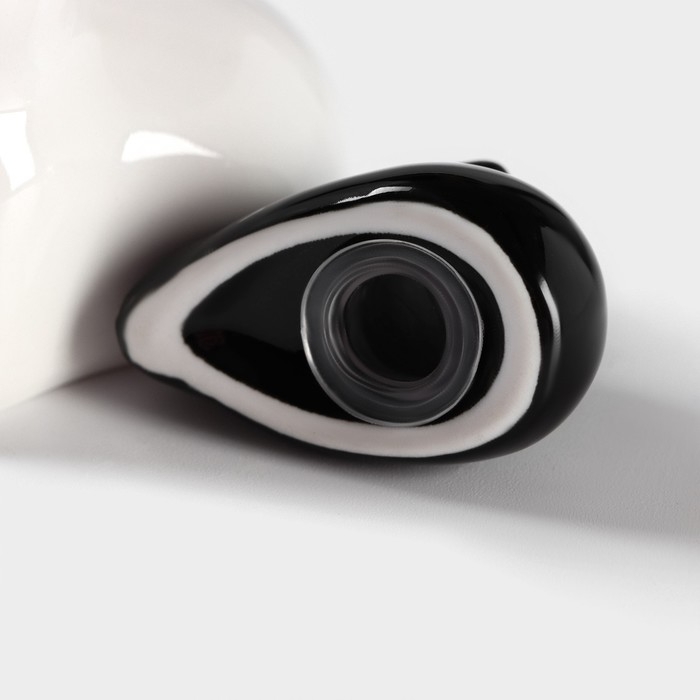 Набор фарфоровый для специй на бамбуковой подставке BellaTenero «Зайцы», 3 предмета: солонка 50 мл, перечница 20 мл, подставка, цвет белый и чёрный Набор фарфоровый для специй на бамбуковой подставке BellaTenero «Зайцы», 3 предмета: солонка 50 мл, перечница 20 мл, подставка, цвет белый и чёрный