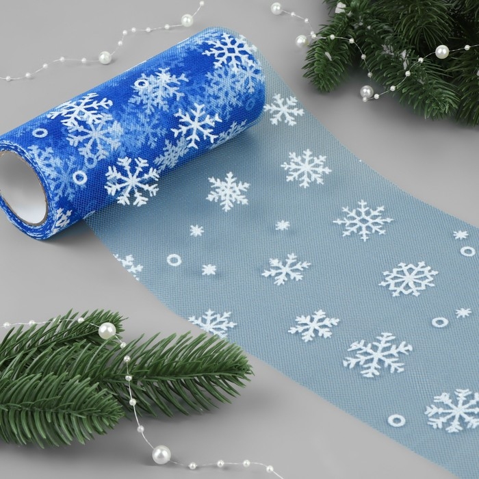 Фатин со снежинками, 15 см, 11 ± 1 г/кв.м, 9,1 ± 0,5 м, цвет синий №28 Фатин со снежинками, 15 см, 11 ± 1 г/кв.м, 9,1 ± 0,5 м, цвет синий №28