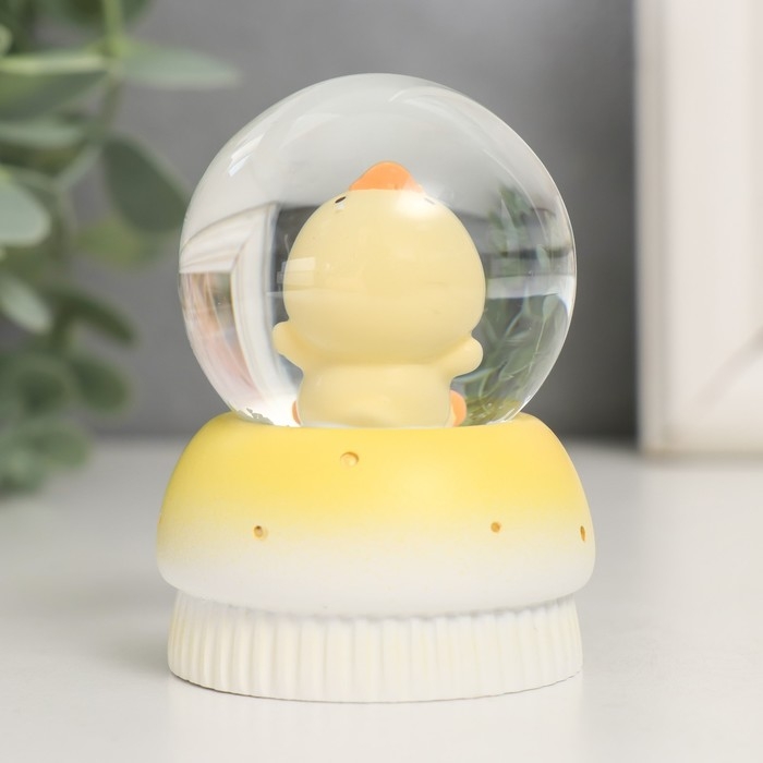 Сувенир полистоун водяной шар свет Сувенир полистоун водяной шар свет "Малыш-пухляш в костюме животного" МИКС 7х5х5 см