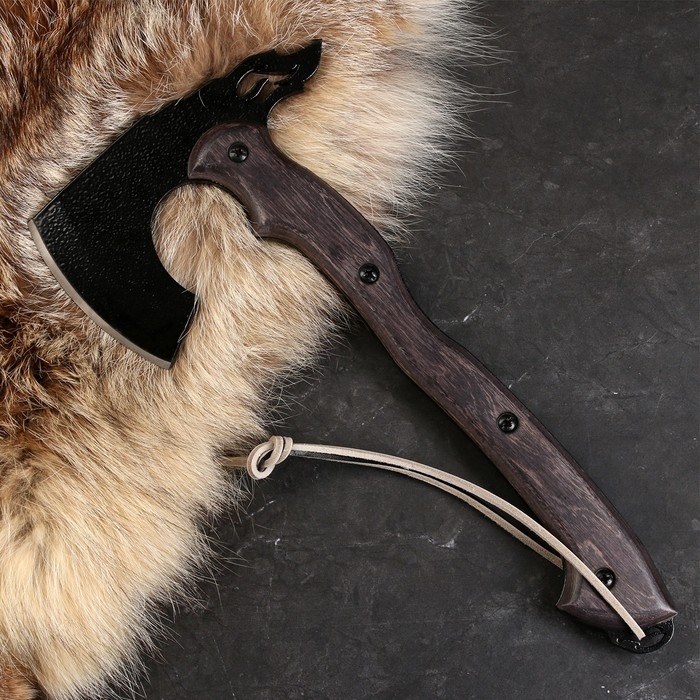 Топор кованый Топор кованый "КРОТ" ст 45, рукоять - лущеный шпон