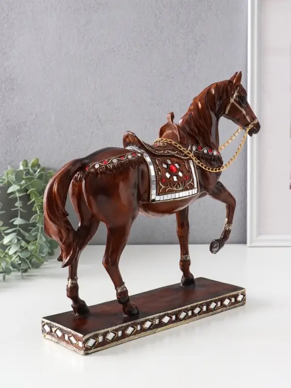 Сувенир полистоун Сувенир полистоун "Конь с седлом с рубинами - аллюр" под дерево 29,5х7,5х29,5 см