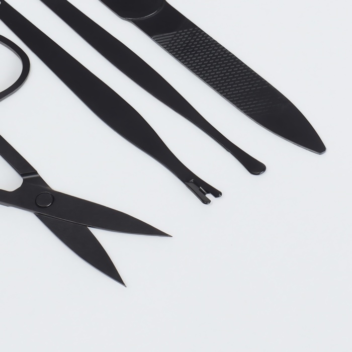 Набор маникюрный, 8 предметов, в футляре, цвет чёрный Набор маникюрный, 8 предметов, в футляре, цвет чёрный