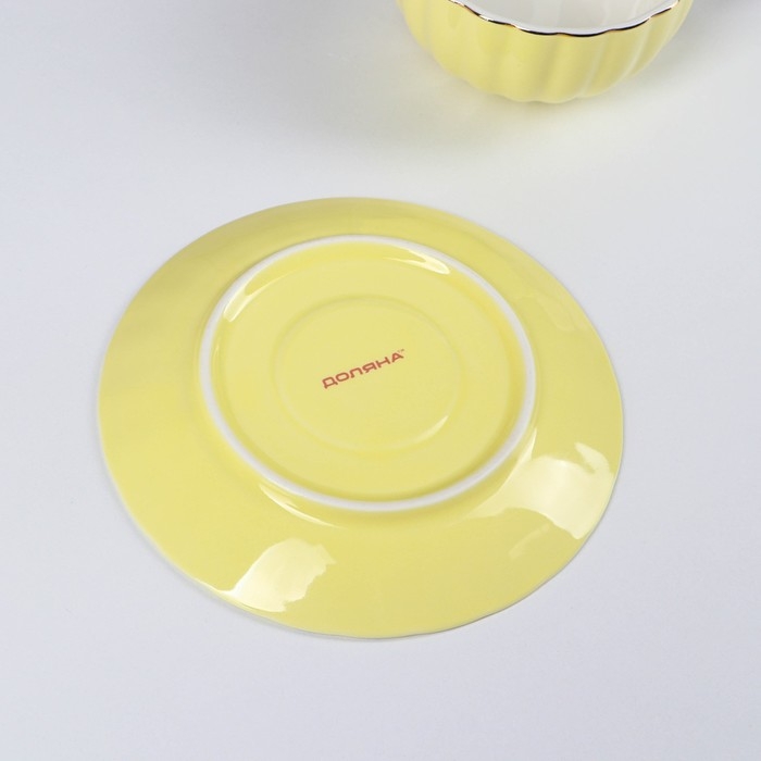 Сервиз фарфоровый чайный Доляна «Вивьен», 12 предметов: 6 чашек 200 мл, 6 блюдец d=15 см, цвет МИКС Сервиз фарфоровый чайный Доляна «Вивьен», 12 предметов: 6 чашек 200 мл, 6 блюдец d=15 см, цвет МИКС