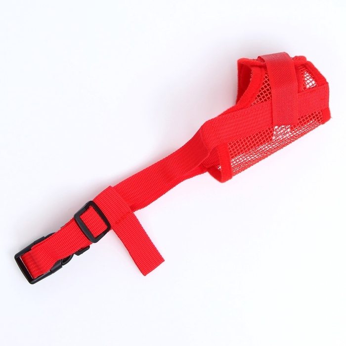Намордник сетчатый с двойной фиксацией, размер M (длина по носу 10 см, обхват морды 20 см), красный Намордник сетчатый с двойной фиксацией, размер M (длина по носу 10 см, обхват морды 20 см), красный