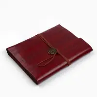 Родословная книга &laquo;Наш род&raquo;, 56 листов, бордо, 31&times;22 см