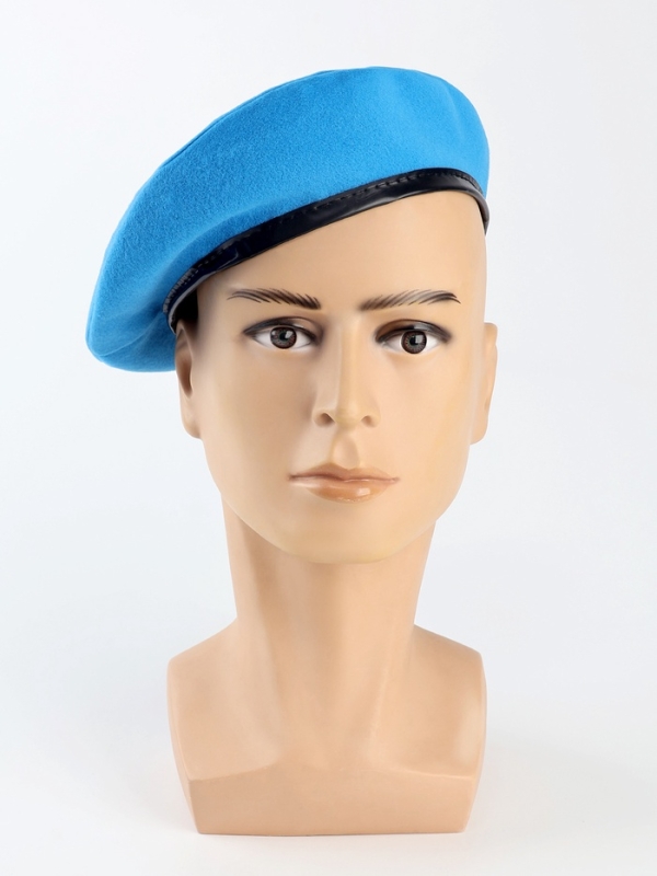 Берет военного, цвет голубой Берет военного, цвет голубой