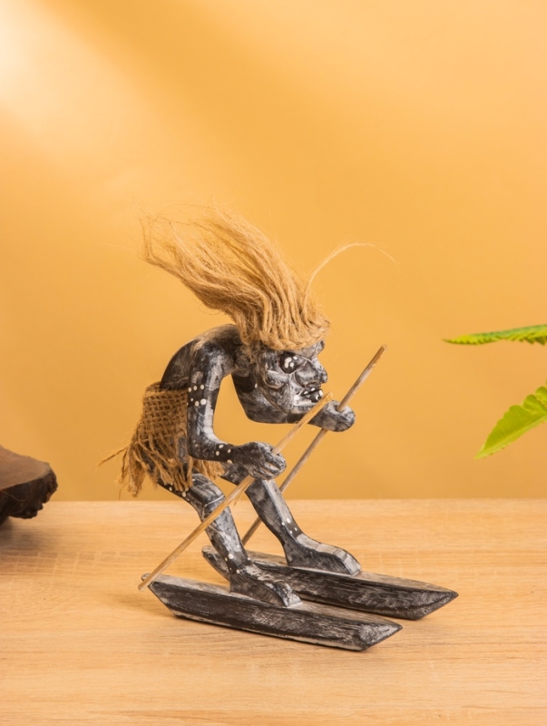 Сувенир «Абориген лыжник», 13×13×6.5 см, дерево Сувенир «Абориген лыжник», 13×13×6.5 см, дерево