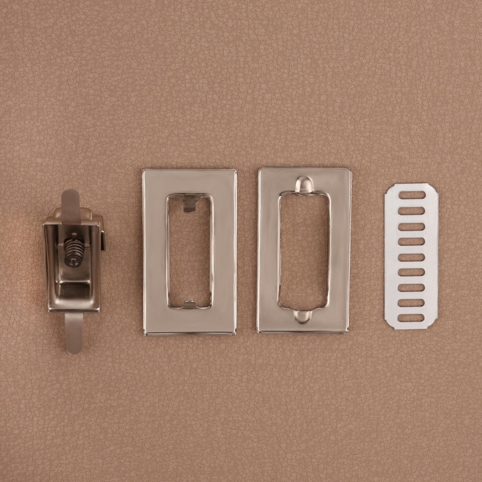 Застёжка для сумки, 4,4 × 2,5 см, цвет серебряный Застёжка для сумки, 4,4 × 2,5 см, цвет серебряный