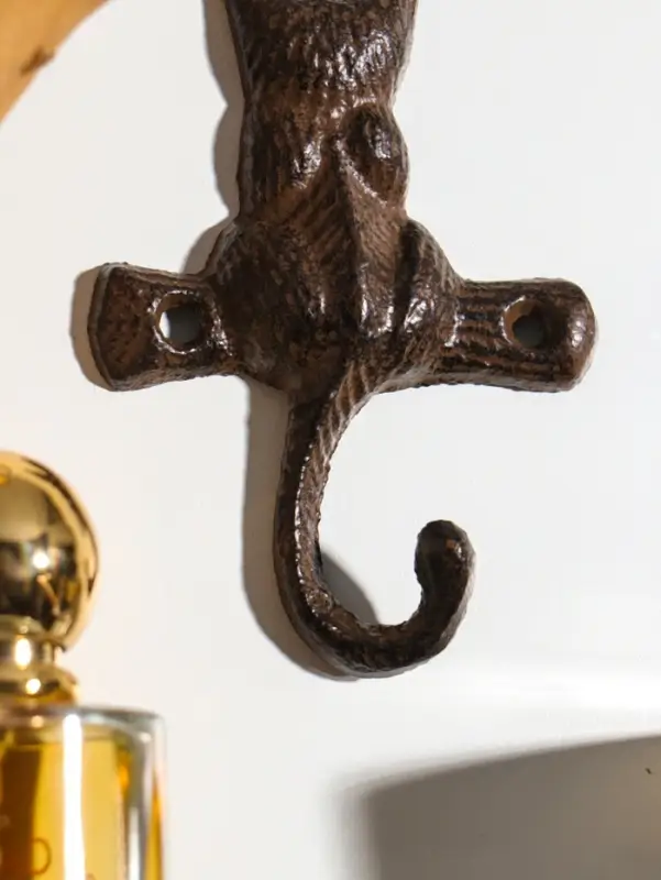 Крючок настенный &laquo;Котёнок&raquo;, ключница декоративная, чугун, 7.2&times;1.8&times;10 см