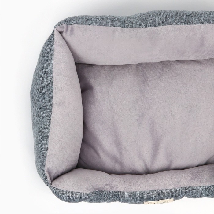 Лежанка для кошек и собак серая, 45х35х11 см Лежанка для кошек и собак серая, 45х35х11 см