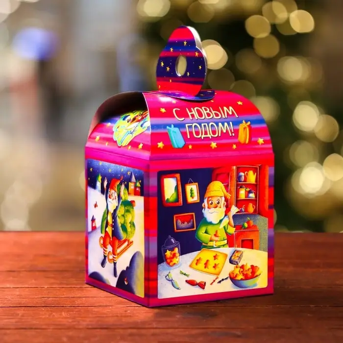 Подарочная коробка «Гномы» 12×12×17 см