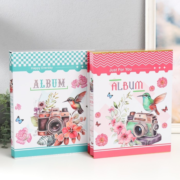 Фотоальбом на 200 фото 13х18 см Фотоальбом на 200 фото 13х18 см "Камера и колибри" серебро, в коробке МИКС 5,8х23,7х29,8 см 993470