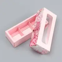 Коробка с обечайкой для 3 конфет, с окном «Праздничный букет», 13×5×3.3 см