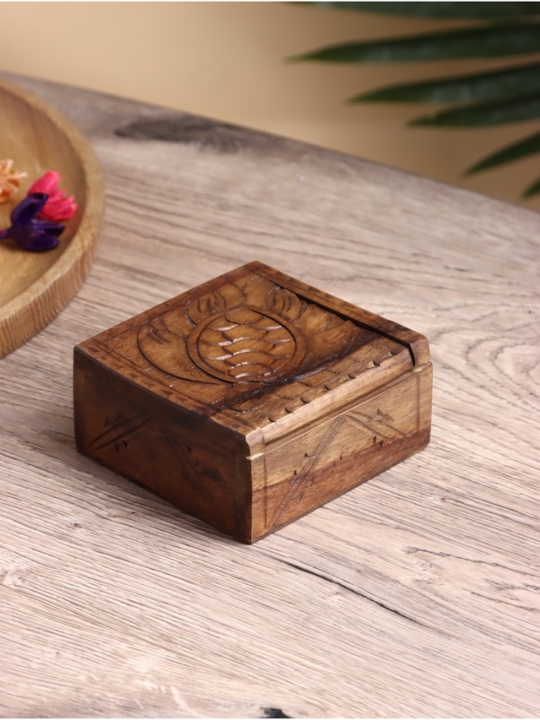 Шкатулка резная  Шкатулка резная "Черепаха" дерево соно, 10х10х5 см