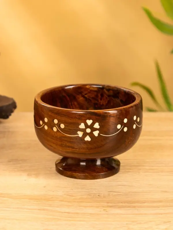 Чаша на ножке "В самое сердце" 10х10х7 см, дерево шишам