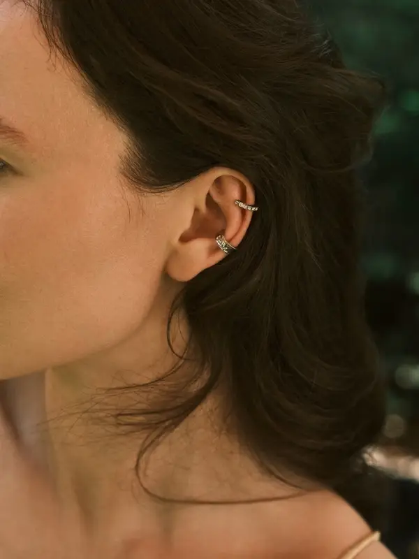 Серьги "Каффы" набор 2 шт., мятый со стразами, цвет белый в серебре