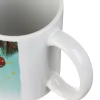 Кружка керамическая «Приятных сюрпризов!», ёлочная игрушка, 320 мл