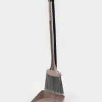 Щётка с совком для уборки &laquo;Ленивка&raquo;, 19.5&times;25&times;90 см, капучино